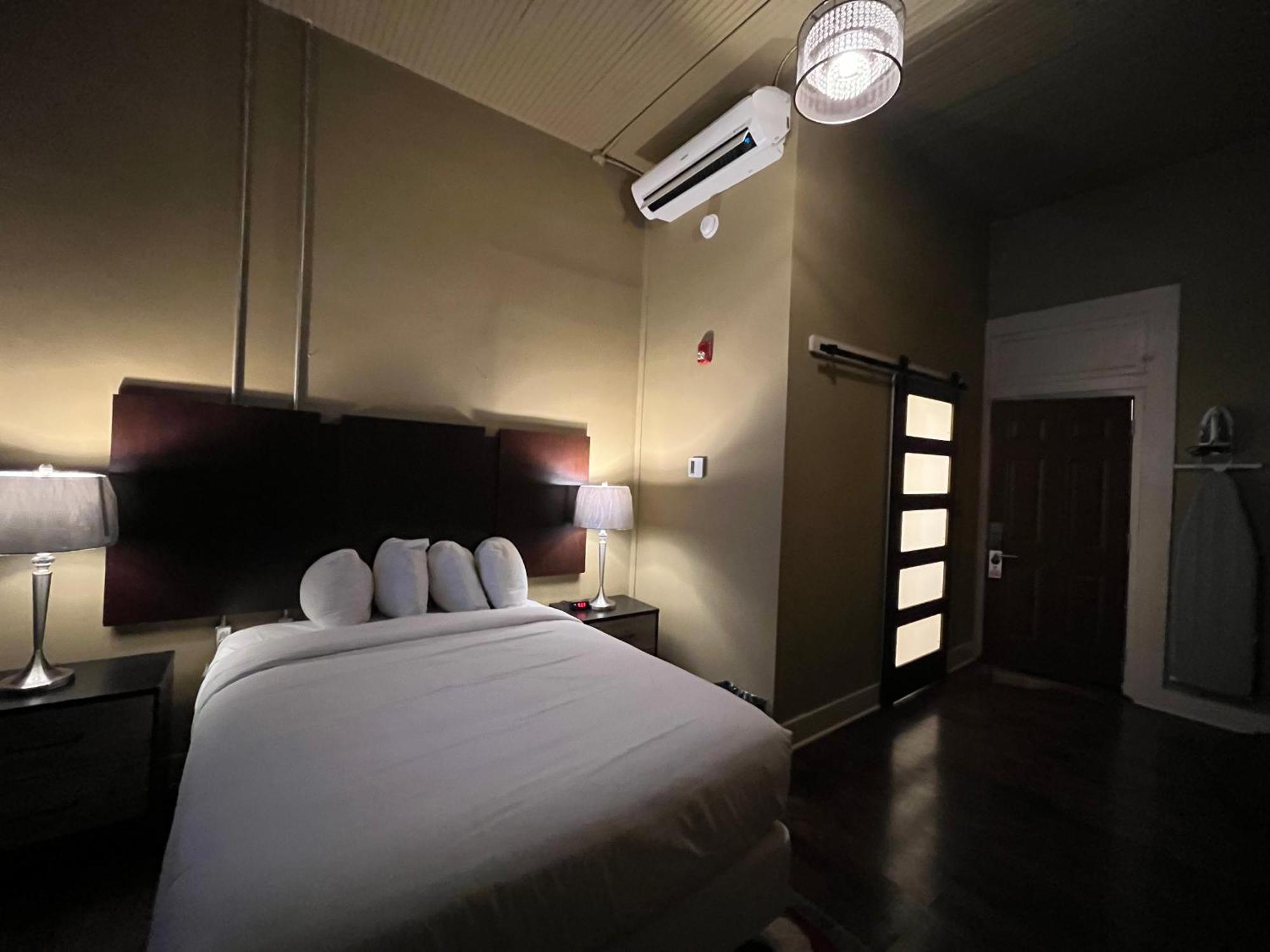 The Skylight Hotel Greenville Buitenkant foto